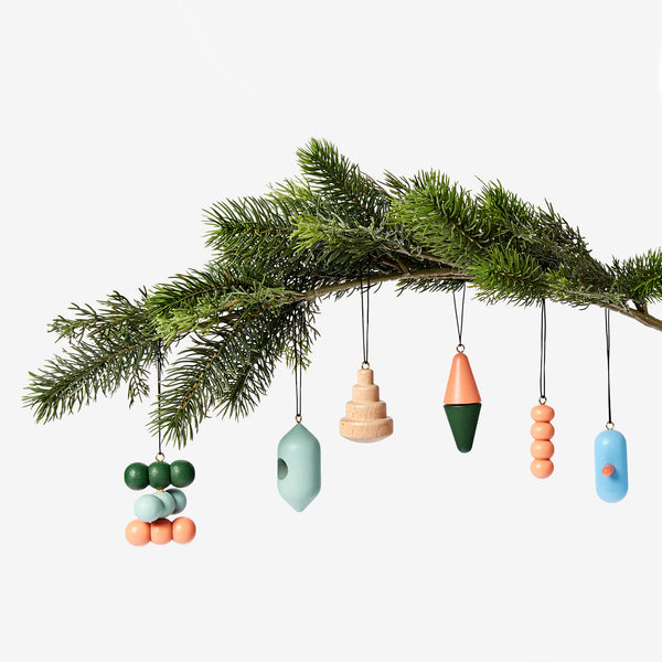 charles and marie ORNAMENTS | WEIHNACHTSBAUM-SCHMUCK | 6er Set vers. Farben & Formen | Pat Kim | Areaware