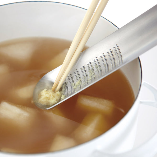 Charles And Marie OROS | Japanische KÜCHENREIBE | EAtoCO