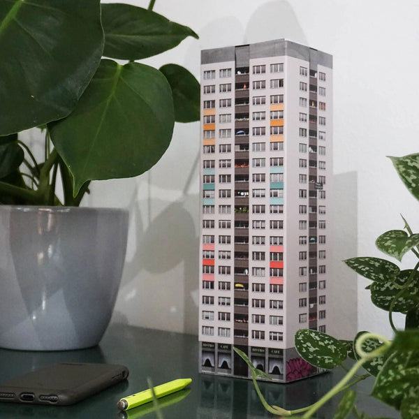 Charles And Marie PAPERSCRAPER® | Plattenbau | 2.500 Seiten NOTIZBLOCK | Seltmann+söhne