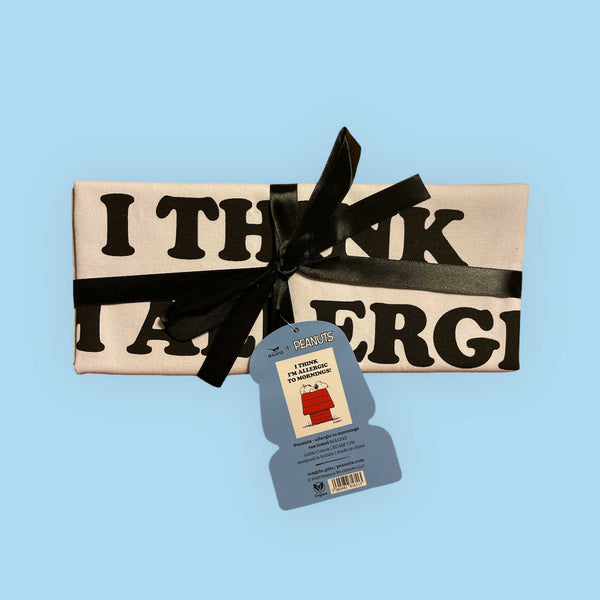 Charles And Marie PEANUTS - ALLERGIC To MORNINGS | GESCHIRRTUCH | 70x50 Cm | Magpie