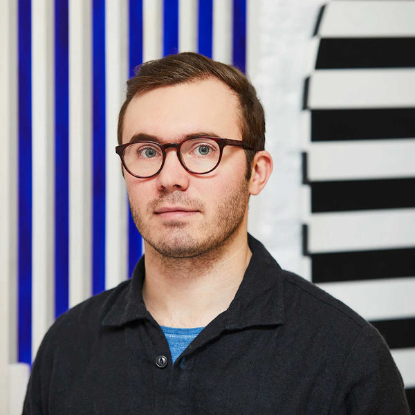 Charles And Marie PLUMA STOOL TALL Schwarz | Großer Holz-HOCKER | Steven Bukowski | Areaware