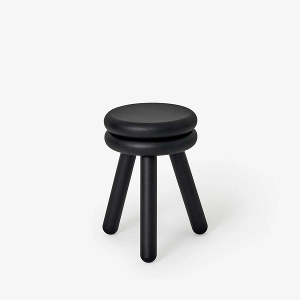 charles and marie PLUMA STOOL TALL Schwarz | Großer Holz-HOCKER | Steven Bukowski | Areaware