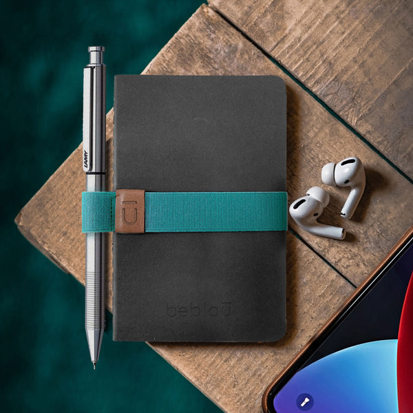 charles and marie POCKET NOTEBOOK | 3 kleine NOTIZBÜCHER mit Stiftehalter-Band | beblau