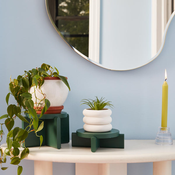 Charles And Marie PODEST-Set Grün | Holz-PODESTE Für Blumen Statuen | 2er Set | Pete Oyler | Areaware