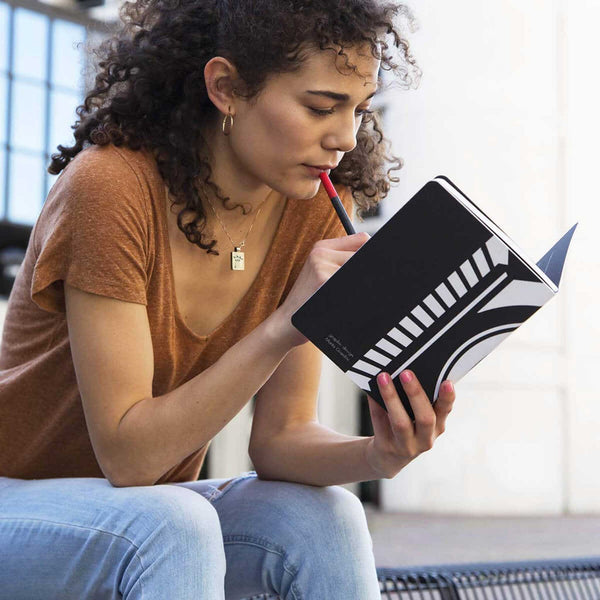 Charles And Marie RECORDER | Magnetisches NOTIZBUCH & BLEISTIFT | Marta Giardini | Perpetua