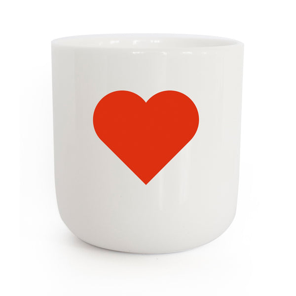 charles and marie RED HEART | weisser Kaffee- & Tee-BECHER mit rotem HERZ | Letters & Glyphs Serie | PLTY
