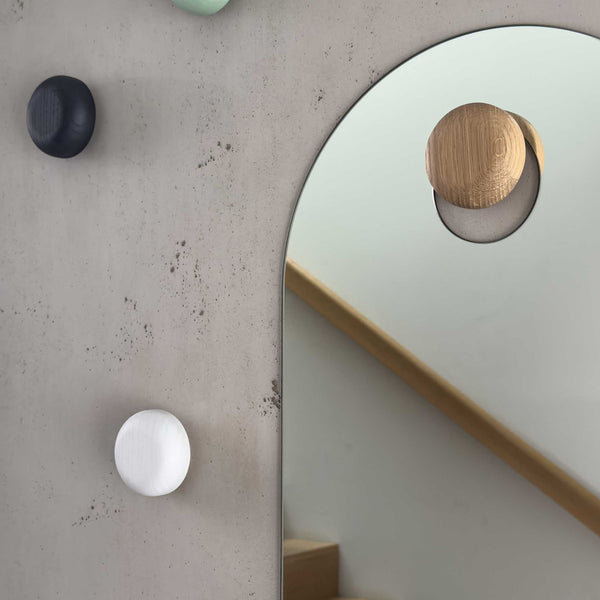 Charles And Marie REFLECT - Wandspiegel Mit Tafelrückseite - Pure | finbeaux