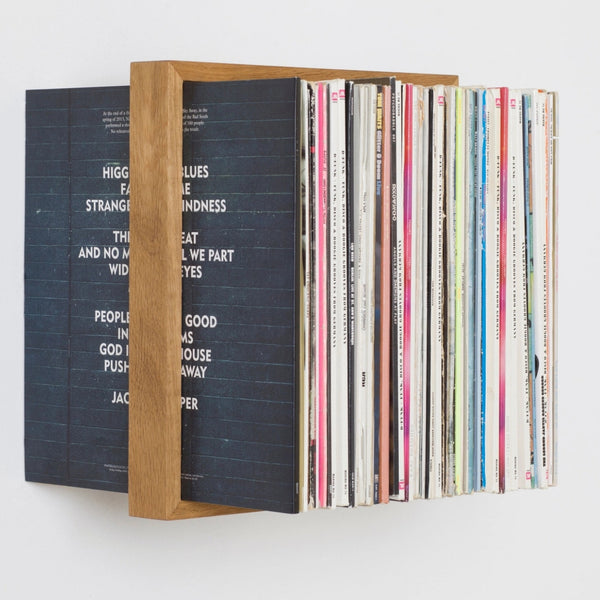 charles and marie REGAL B-PLATTE - Schwebendes Plattenregal - Wandregal | das kleine b