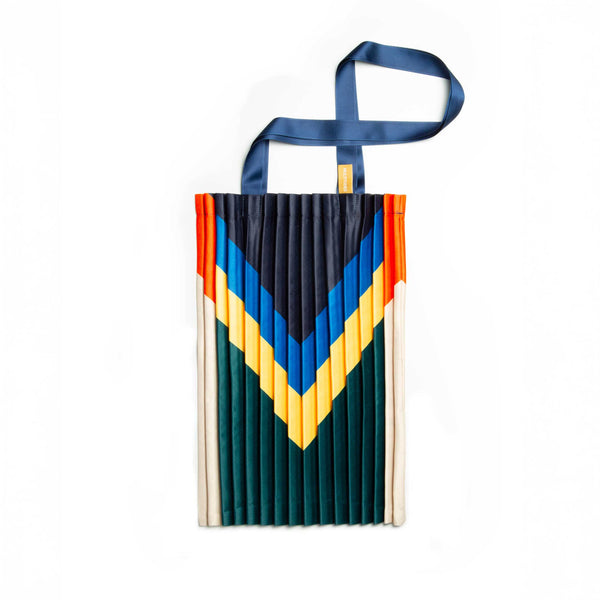 charles and marie REI - Tasche - plissiertes Satin - 40x48 cm | Multitudes