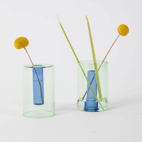 Charles And Marie REVERSIBLE GLASS VASE - Glas-VASE - Grün & Blau | Block Design