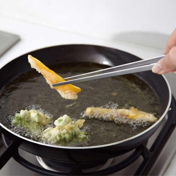 Charles And Marie SAIBASHI | Japanischer KOCH-PINZETTE | EAtoCO