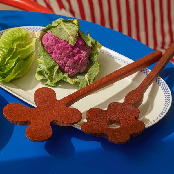 charles and marie SERVING FRIENDS Blumen | große HOLZLÖFFEL & SERVIERBESTECK | Selena Liu | Areaware