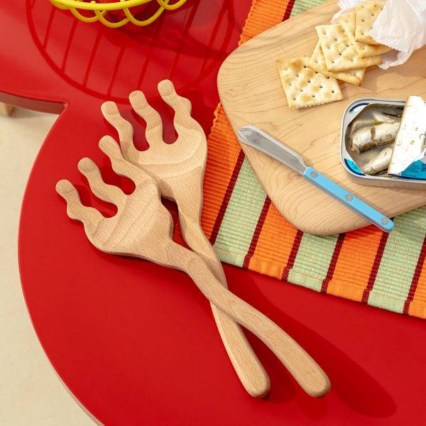 charles and marie SERVING FRIENDS Gewellt | HOLZLÖFFEL & SERVIERBESTECK | Selena Liu | Areaware