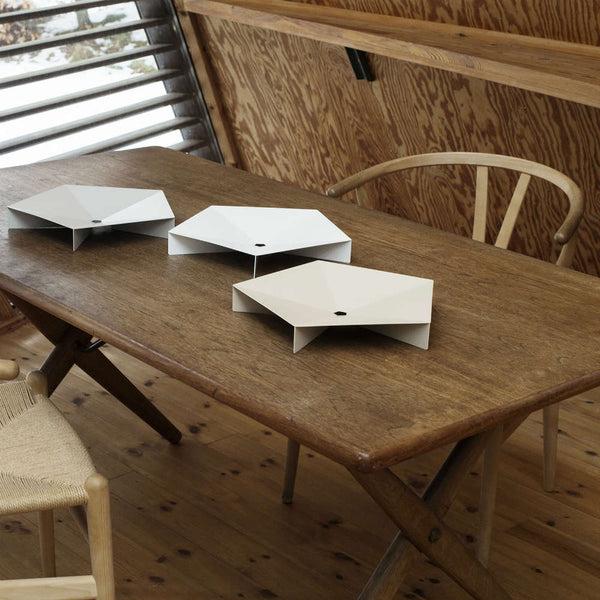 charles and marie SET UP | flache OBST-SCHALE | Trols Øder Hansen | Spring Copenhagen