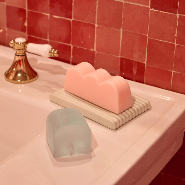 Charles And Marie SHAPE SOAP SADDLE | Türkise SEIFE | Grain | Areaware