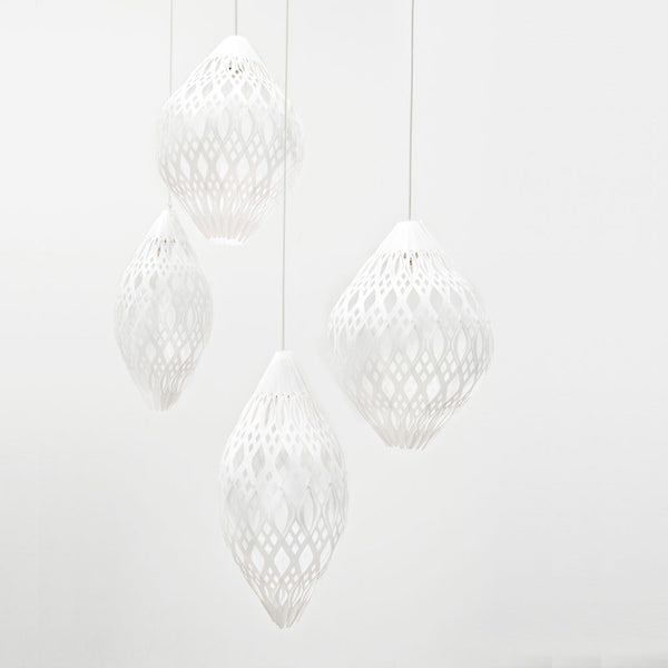 Charles And Marie SHAYK2X | Weisser LAMPENSCHIRM | Amanda Betz | Artecnica