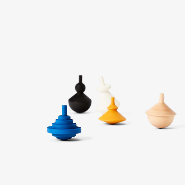 Charles And Marie SPINNING TOPS | Holz-KREISEL | 5er Set Vers. Farben & Formen | Pat Kim | Areaware