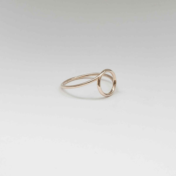 Charles And Marie SPIRAL - Hochglänzender RING - 14 Karat Gold - Gr. 50 | Jonathan Radetz