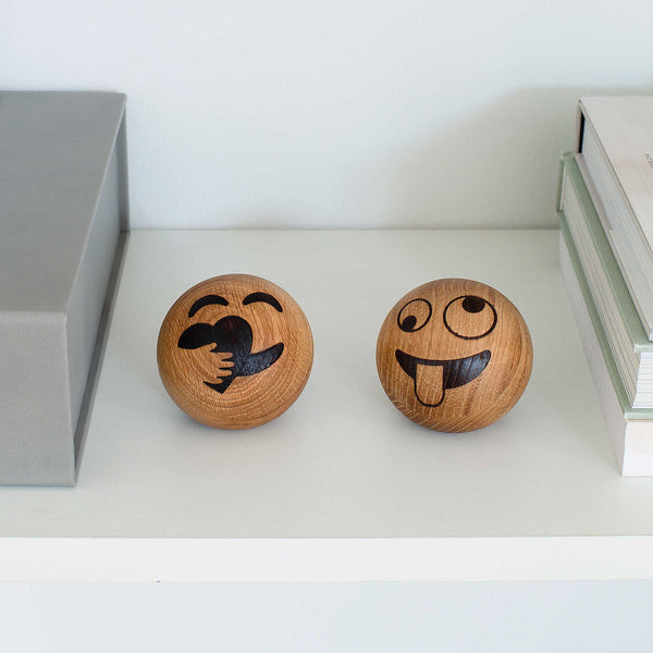 Charles And Marie SPRING EMOTIONS | Kümmerer | Holz EMOTICONS | Mencke&vagnby | Spring Copenhagen