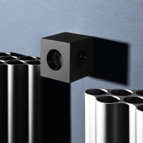 Charles And Marie SQUARE 2 - 3er Mehrfach-Steckdose - Schwarzer WÜRFEL - 2x USB-C 30W | Avolt