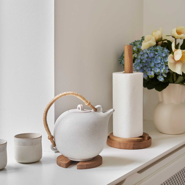 Charles And Marie STACK | KÜCHENROLLENHALTER & UNTERSETZER | Benjamin Hansen | Spring Copenhagen