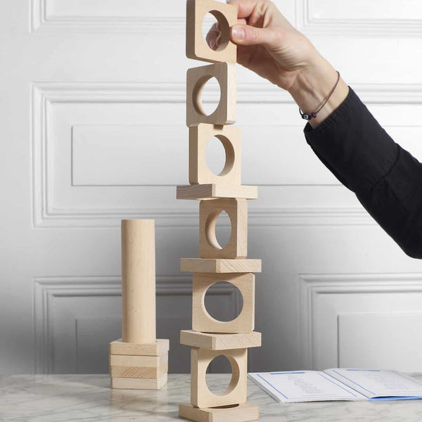 Charles And Marie STAKA | STAPEL-GESCHICKLICHKEITS-SPIEL | Helvetiq