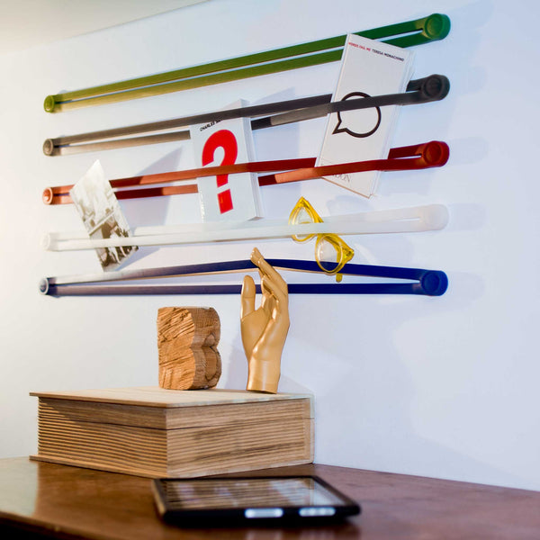 charles and marie STRAP | elastische Riemen-WANDHALTERUNG | NL Architects | droog Design