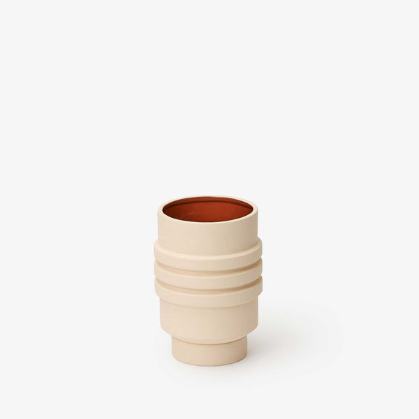 Charles And Marie STRATA PLANT VESSEL | Creme-farbiger BLUMENTOPF & PFLANZGEFÄSS | Simone Brewster | Areaware