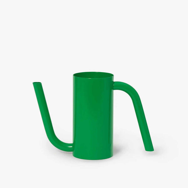 charles and marie TANGO Watering Can | Kleine grüne GIESSKANNE für 550 ml | Henry Julier & Pete Oyler | Areaware