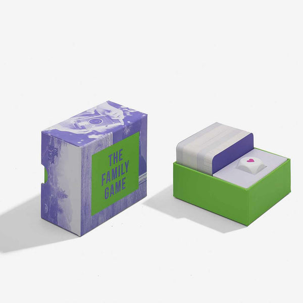 charles and marie THE FAMILY GAME | FAMILIEN WÜRFELSPIEL | English Edition | The School of Life