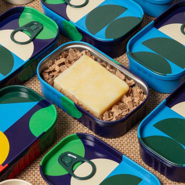 Charles And Marie THE GARDENER - Tinned Goods - Seife | Block Design