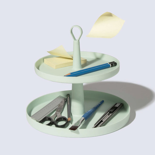 charles and marie TIERS | 3-Ebenen ETAGERE | Shane Schneck | Ommo