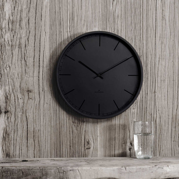 charles and marie TONE INDEX | Monochrome geräuscharme WANDUHR | Huygens