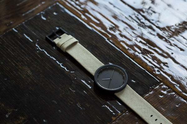 Charles And Marie TUBE WATCH D38 | Schwarze ARMBANDUHR | Quarzuhrwerk | Ø 38 Mm | Piet Hein Eek | Leff Amsterdam