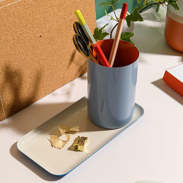 Charles And Marie TWO TONE Pencil Holder - Stahlblau-oranger STIFTEHALTER - Two Tone Kollektion | Somewhere