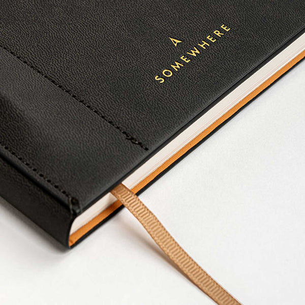 Charles And Marie ULTIMATE NOTEBOOK A5 - Notizbuch Mit Kugelschreiber | Somewhere