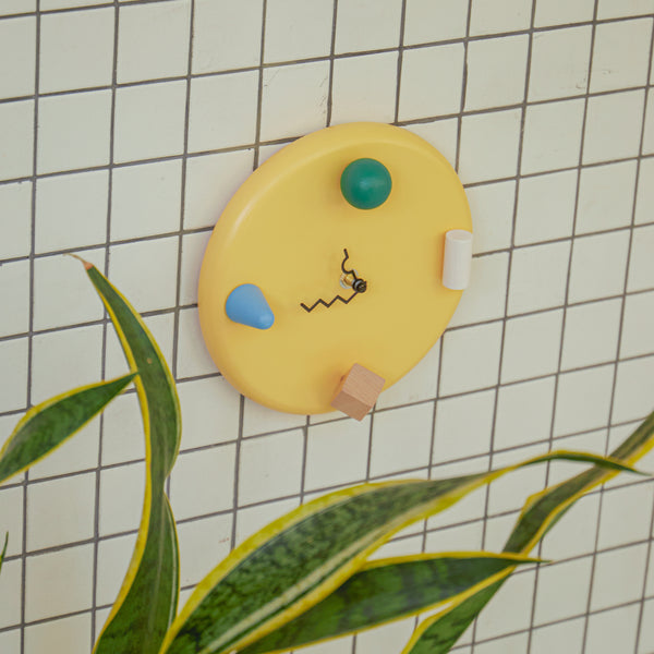 Charles And Marie WALL CLOCKS | Farbige WANDUHREN | Dreidimensional & Abstrakt D=20 Cm | Pat Kim | Areaware