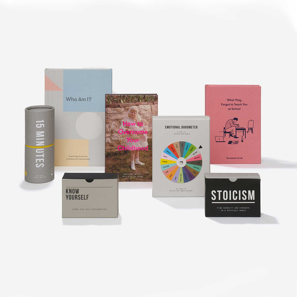 charles and marie Who Am I? Gift Set | Wer bin ich? Geschenkset | Englisch | The School of Life