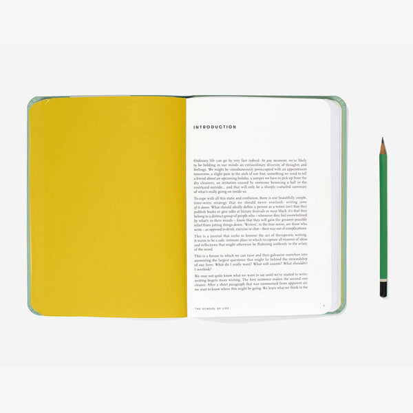 Charles And Marie WRITING JOURNAL - Gepunktetes Tagebuch Hellgrün - English Edition | The School Of Life