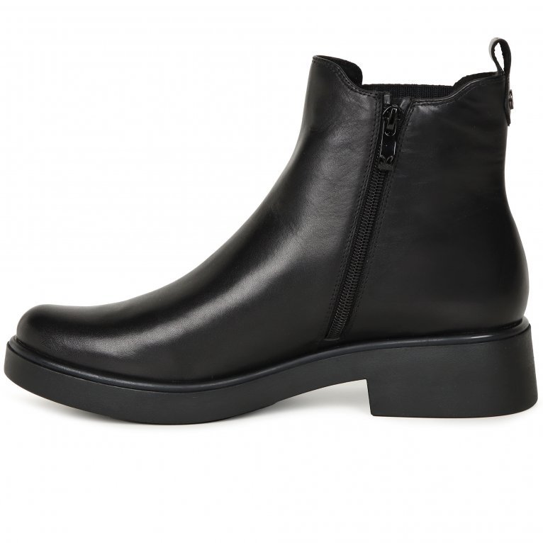 Charles Clinkard Caprice Polly Womens Chelsea Boots