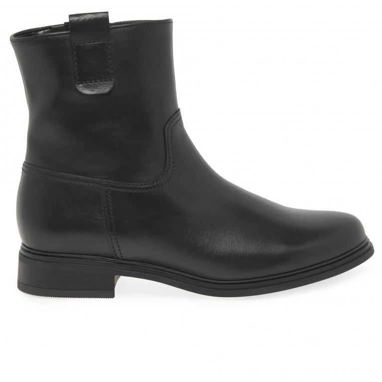 Charles Clinkard Gabor Hellie Womens Ankle Boots