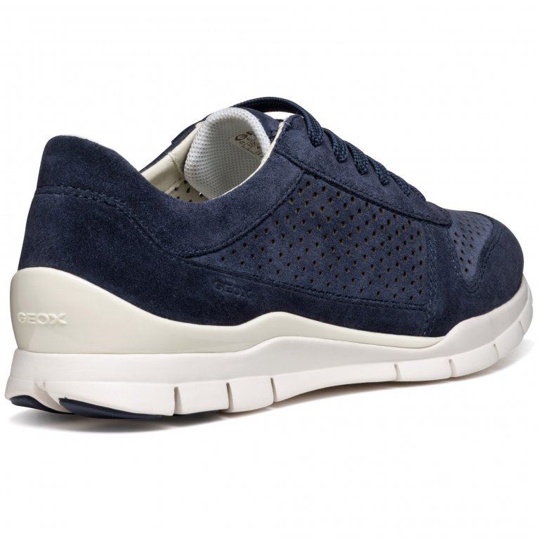 Charles Clinkard Geox D Sukie B Womens Trainers