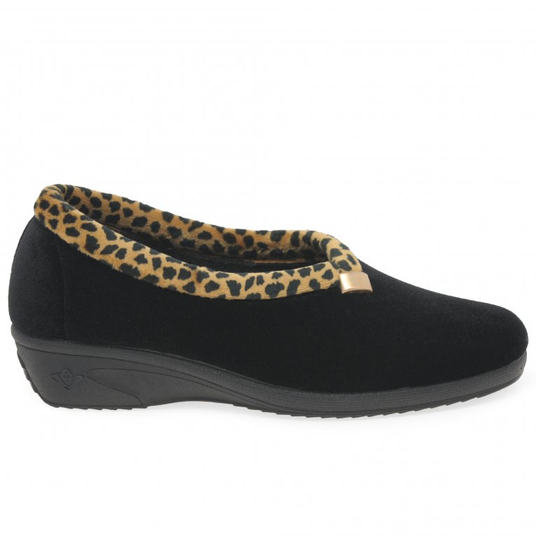 Charles Clinkard Lunar Paloma Womens Full Slippers