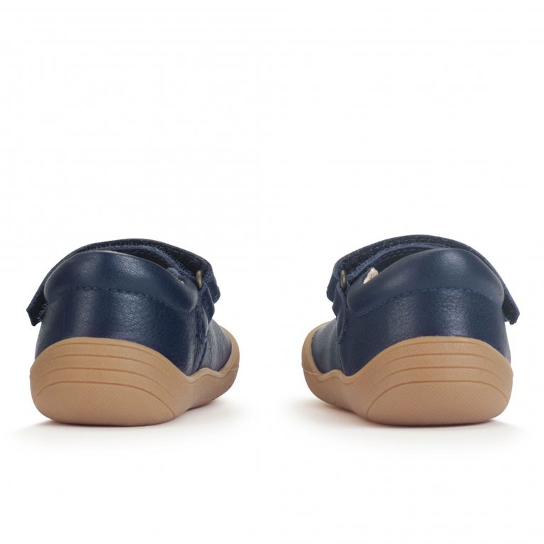 Charles Clinkard Start-Rite Eva Girls Prewalkers
