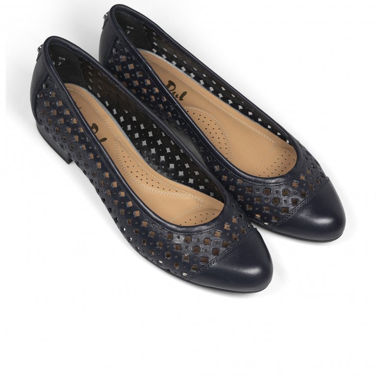 Charles Clinkard Van Dal Mason Womens Flat Shoes