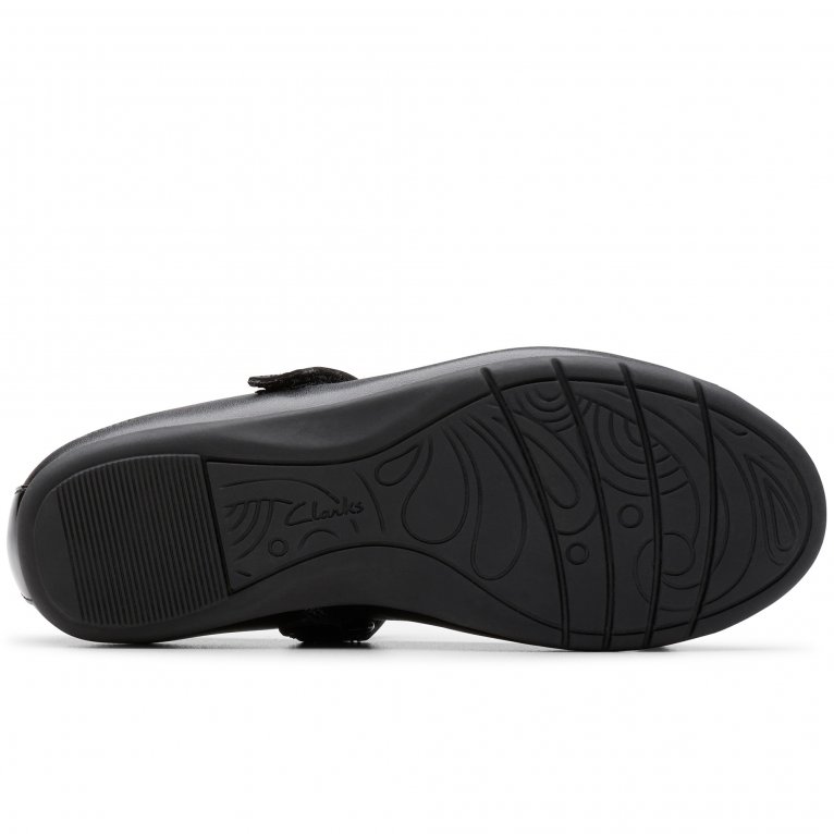 Charles Clinkard Clarks Dance Beam K Girls School Shoes