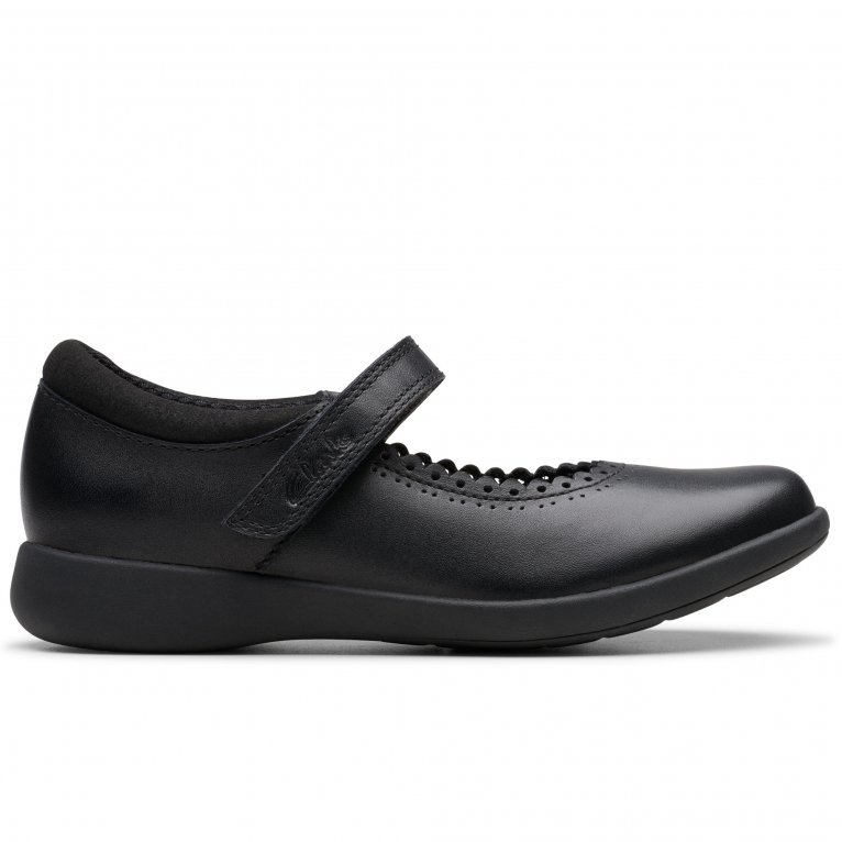 Charles Clinkard Clarks Etch Pure K Girls School Shoes