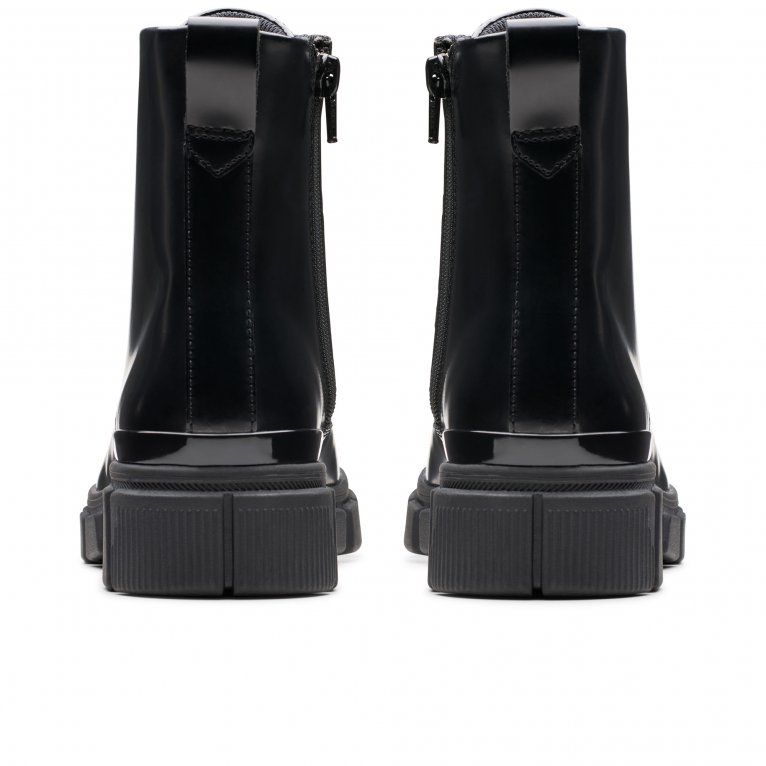 Charles Clinkard Clarks Evyn Top Y Girls Senior Boots