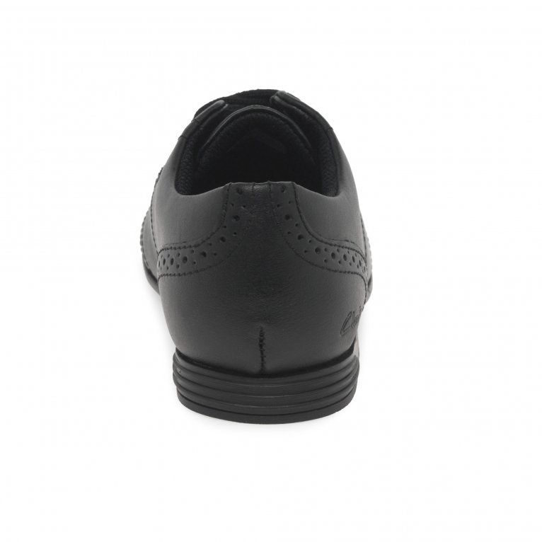 Charles Clinkard Clarks Finja Brogue O Girls School Shoes
