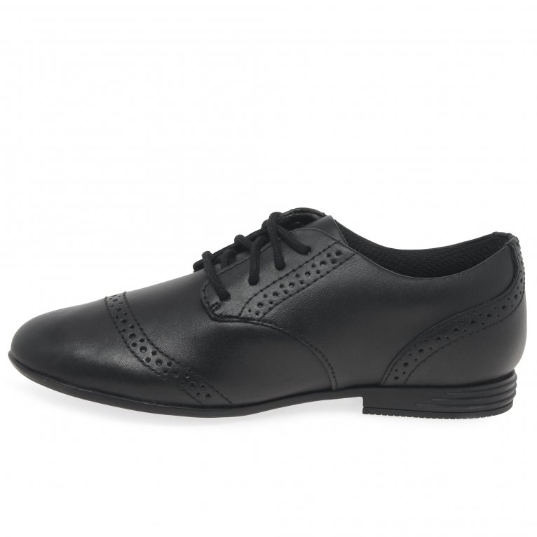 Charles Clinkard Clarks Finja Brogue O Girls School Shoes